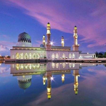โรงแรมเจมิลัง โกตาคินาบาลู ภายนอก รูปภาพ